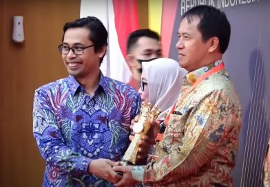 KABUPATEN LAMPUNG BARAT MENERIMA PENGHARGAAN INNOVATIVE GOVERNMENT AWARD (IGA) 2022